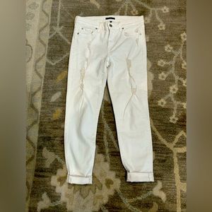 VIZCAINO jeans distressed white size 8. Good condition. 26.5 inseam non smoke